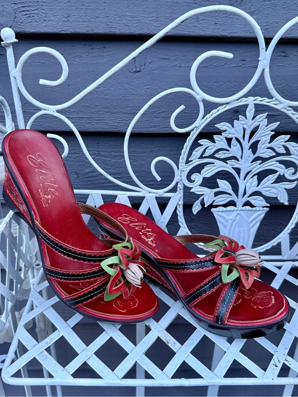 Elite by Corkys Waco Red Floral Leather Wedge Slide Sandals Boho - marked 11